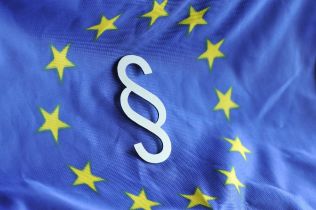 ECOFIN wzmacnia unię bankową i ogranicza ryzyka związane z działalnością podmiotów na rynku finansowym